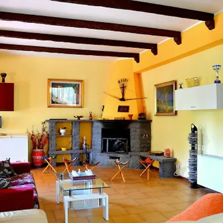 Le Tre Rose Di Maria *